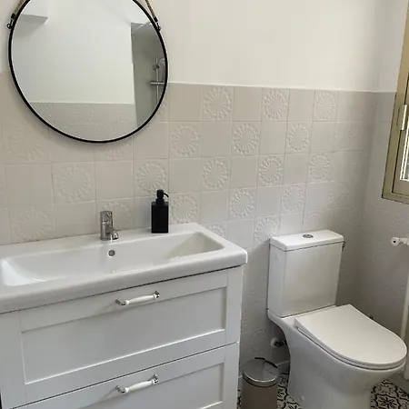 Voltaire Apartment *