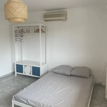 Apartment Voltaire *